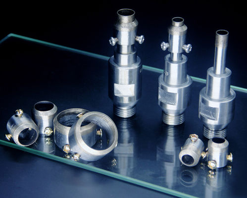 सभी प्रकार के कांच के लिए उपयुक्त ग्लास पॉलिशिंग पाउडर से कांच की सतहों को पॉलिश करना आसान